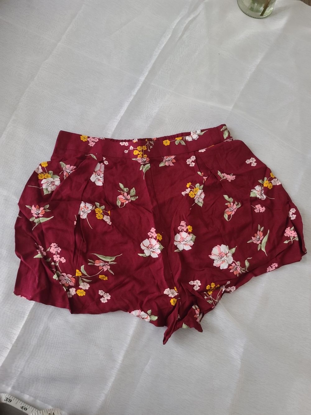 BE COOL Maroon Floral High-Waist Women's Shorts